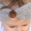 Dětská pletená čelenka s knoflíkem- více barev