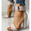 Dámské boty- Stříbrné dámské boty na širokém podpatku