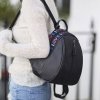 Dámský batoh - černý batoh s barevným nápisem love - dárky pro ženy