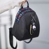 Dámský batoh - černý batoh s barevným nápisem love a přívěškem - dárky pro ženy