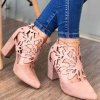 Boty - dámské boty - dámské děrované letní sandálky na širokém podpatku - dámské sandály