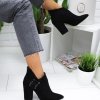 Boty - dámské boty - dámské podzimní boty na širokém podpatku se zdobením - dámské kozačky - dárky pro ženu