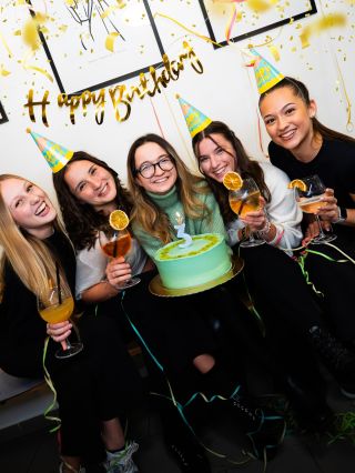 Slavíme 3 roky! 🥂🤩 Děkujeme, že se k nám stále vracíte a že jsme spolu vytvořili místo, kde si můžete na chvilku...