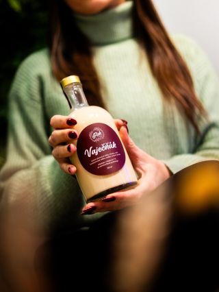 Vaječný likér je tu! 🎄 Advent se blíží a kromě cukroví si u nás můžeš koupit i náš likér. K zakoupení bude po celý...