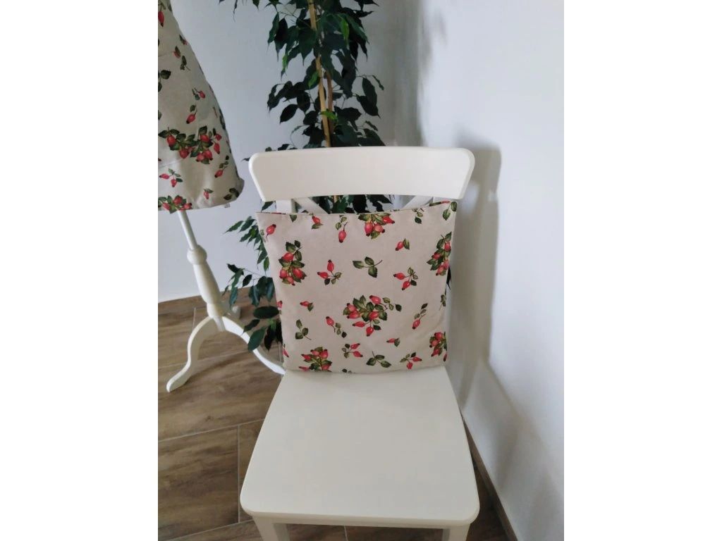 767-23_povlak-na-polstar-40x40cm--zapinani-na-zip