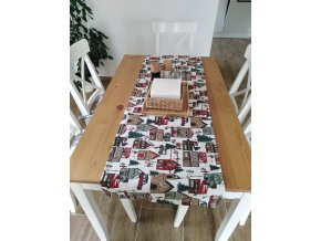 Vánoční bavlněný ubrus běhoun na stůl 135x40cm, motiv domečky