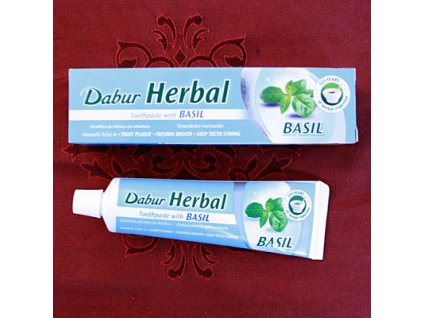 dabur herbal basil ajurvedska bylinna zubna pasta s bazalkou 100 ml
