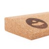 bodhi-yoga-cork-wedge-xl-korkovy-blok-v-tvare-klina-60cm-2