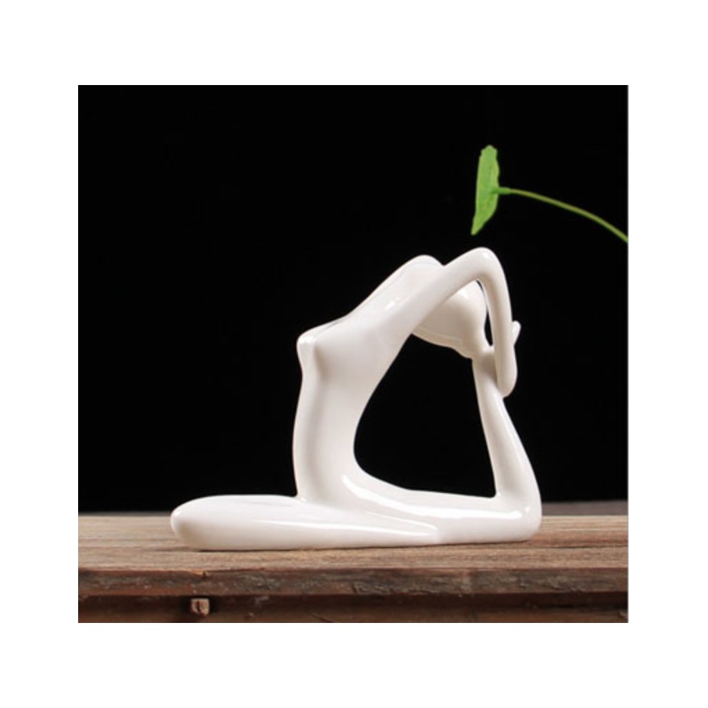 4430 1 ermakova porcelanova keramicka joga figurina eka pada radza