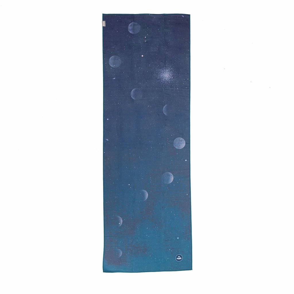 907adm yoga bodhi grip towel art collection dusty moon above