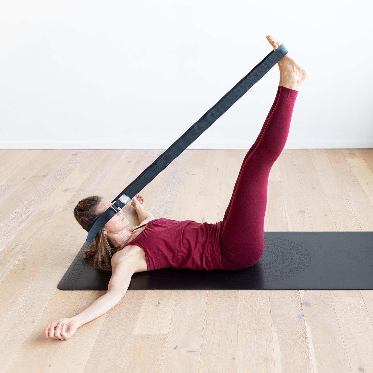 Bodhi Yoga Bodhi Padma XL széles és hosszú heveder csattal 305 cm antracit színben