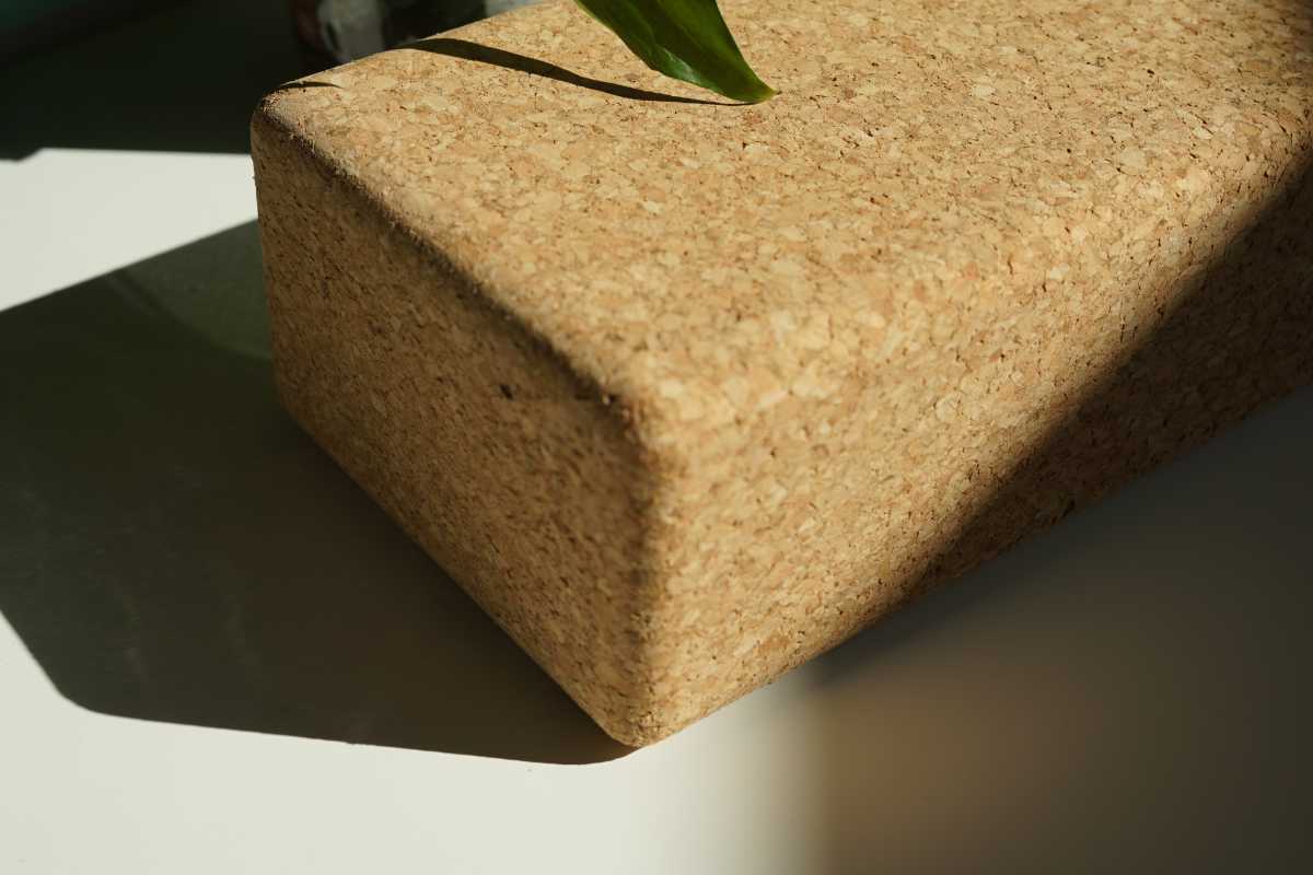 Flexity ergonomikus parafa jóga blokk 22 x 11,5 x 7,5 cm