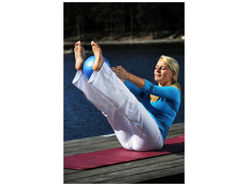 Sissel Pilates Ball Puha labda Pilateshez 3 méret Szín: Kék 22 cm