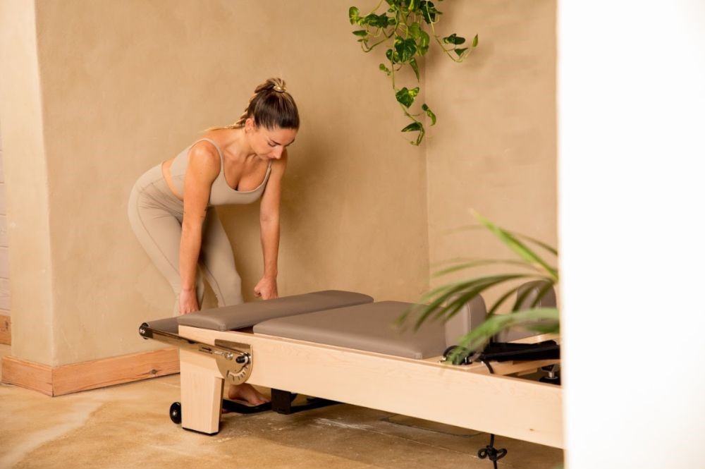 Elina Pilates Elite Wood Reformer 245 cm Szín: szürke