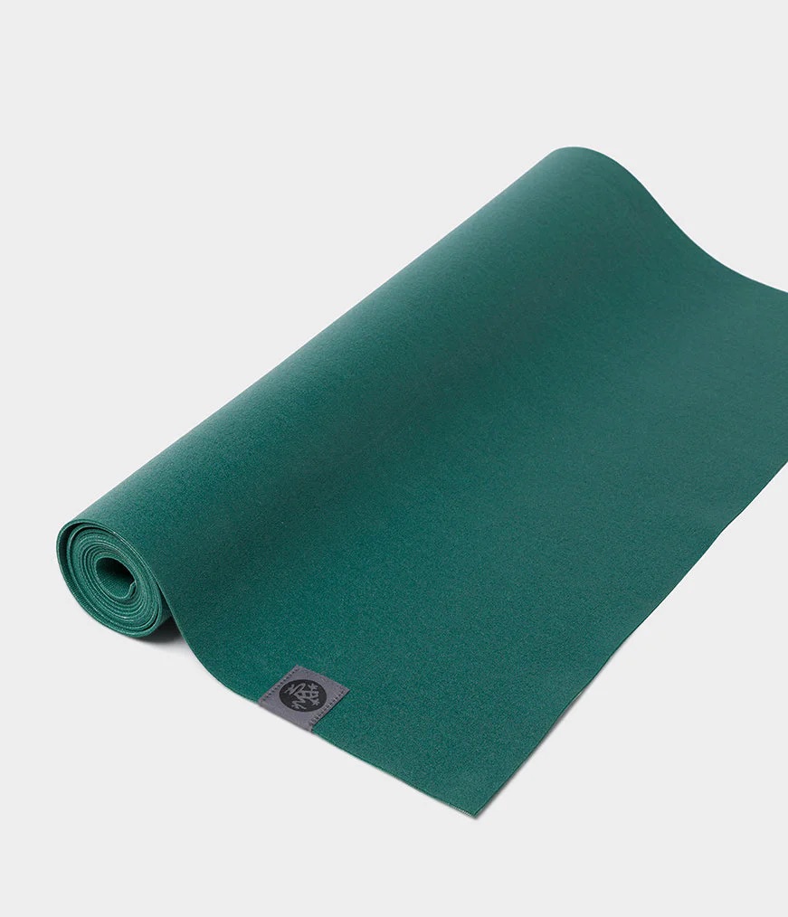 Manduka eKO Superlite™ utazó jógaszőnyeg 180 x 61 cm x 1,5 mm Szín: lila