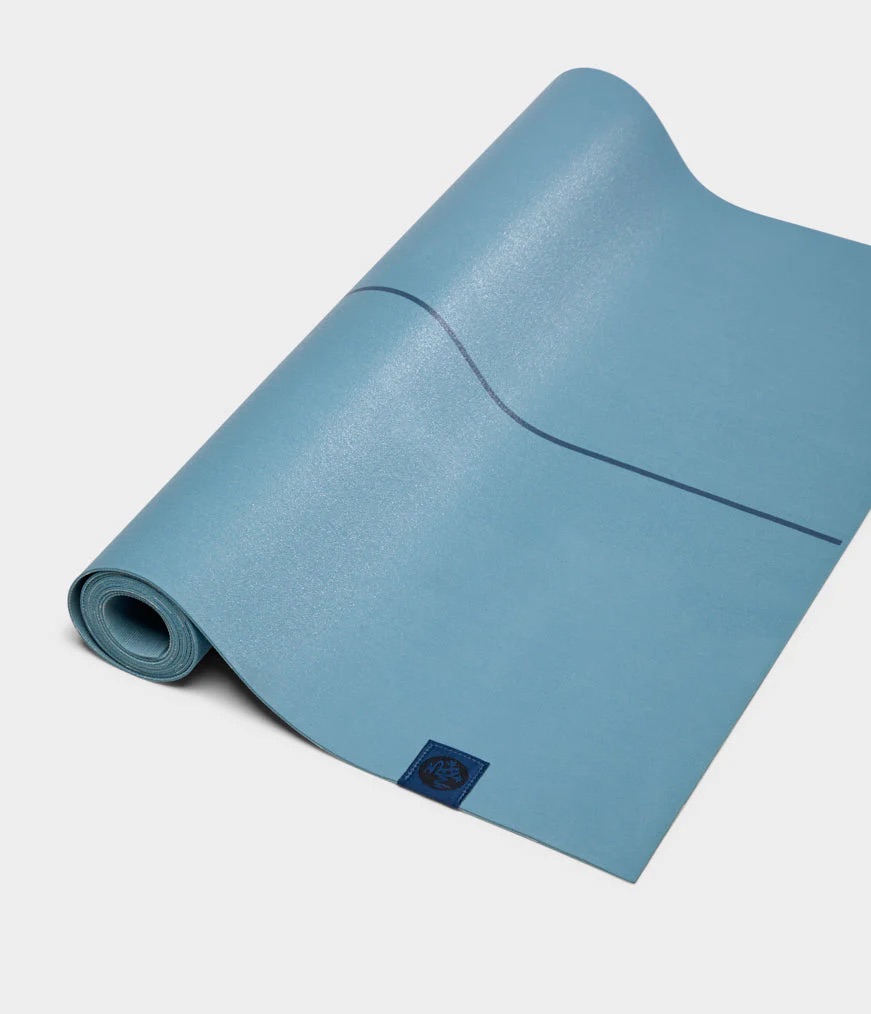 Manduka eKO Superlite™ utazó jógaszőnyeg 180 x 61 cm x 1,5 mm Szín: lila