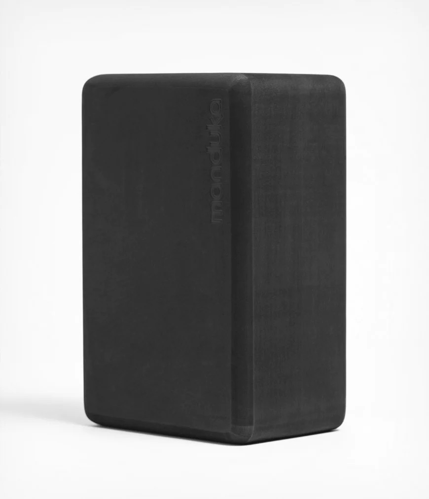Manduka újrahasznosított hab jógablokk 23x15x10 cm Szín: Sötétzöld