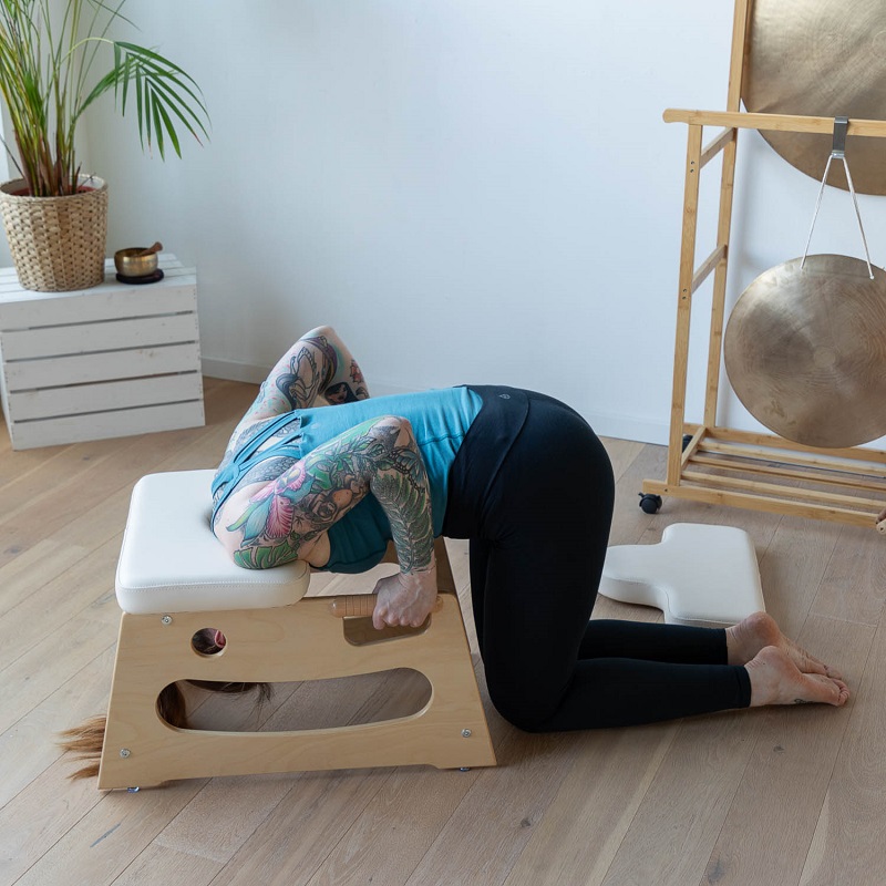 Bodhi Yoga Bodhi szék fejenálláshoz praktikus fogantyúkkal