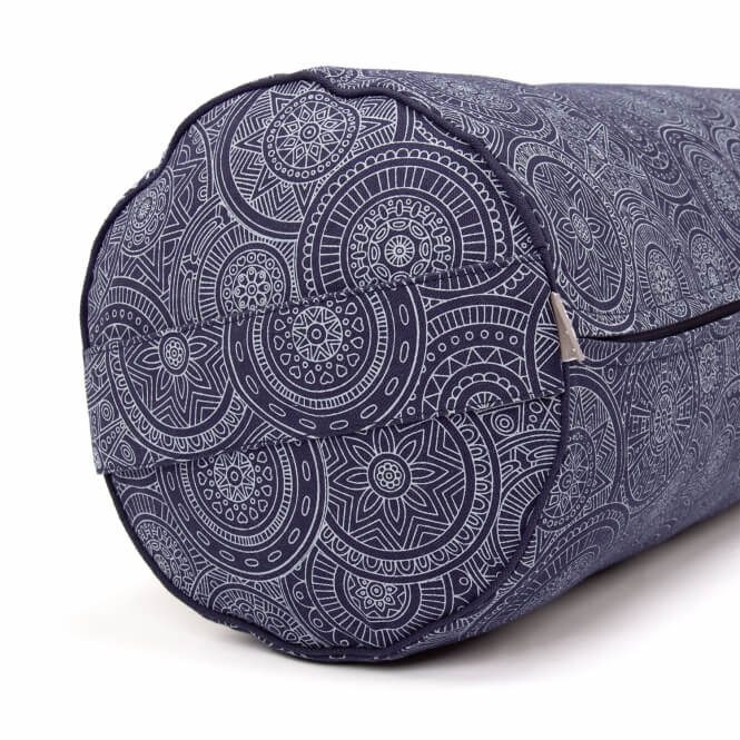 Bodhi Yoga Bodhi Maharaja Yoga Mandala Bolster (sötétkék) 65 x 23 cm Töltelék: Kapok