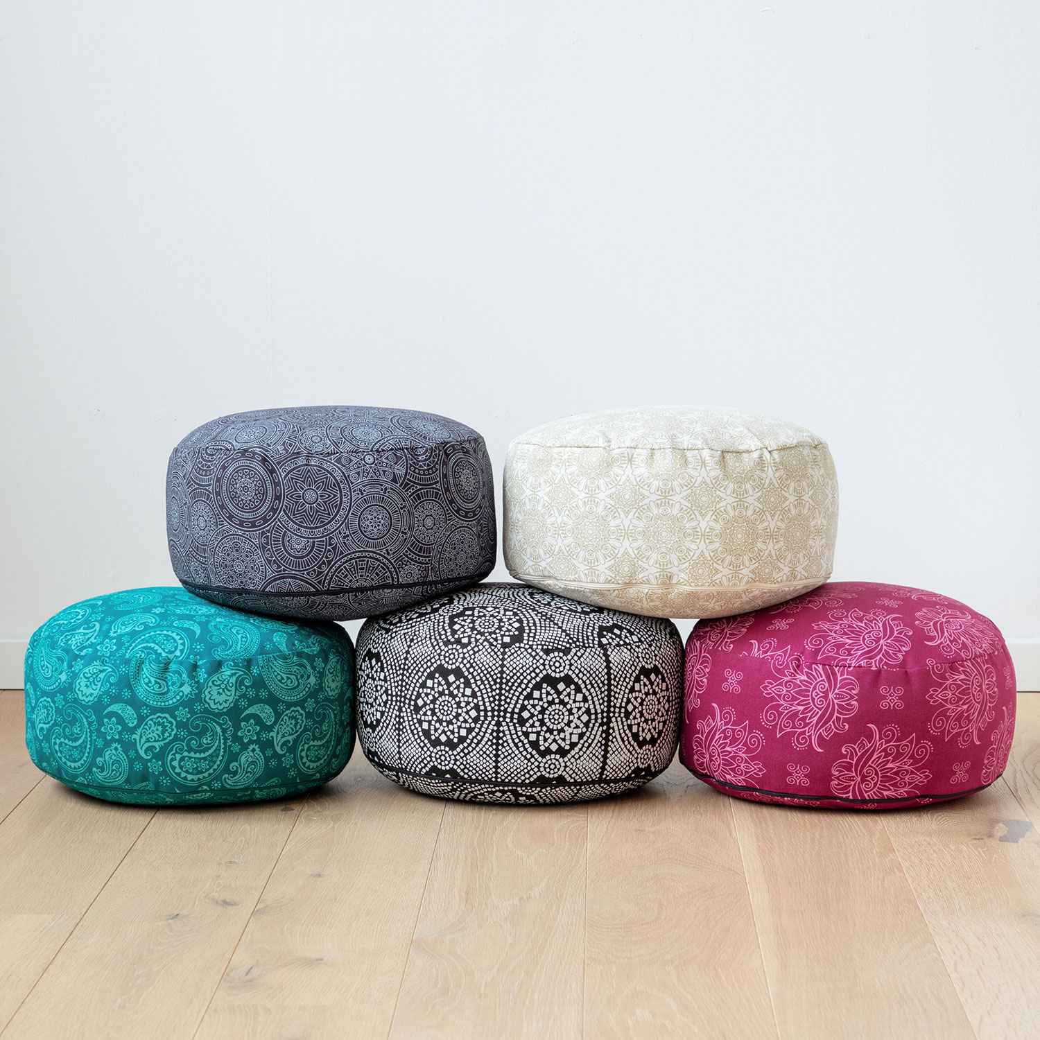 Bodhi Yoga Bodhi Maharaja Rondo Lotus Berry meditációs párna 32 x 20 cm Töltelék: Tönköly