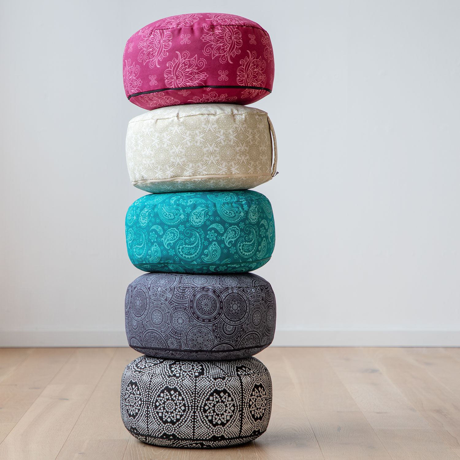 Bodhi Yoga Bodhi Maharaja Rondo Lotus Berry meditációs párna 32 x 20 cm Töltelék: Tönköly