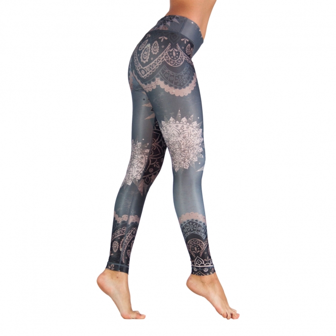 Bodhi Niyama Dancing Beauty magas derekú leggings jógához és fitneszhez Méret: S