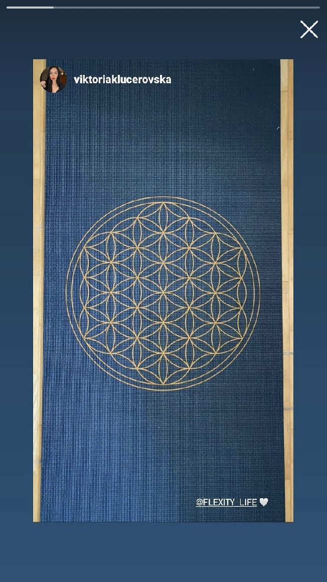 Bodhi Yoga Bodhi Leela jógaszőnyeg Az élet virága mintával antracit