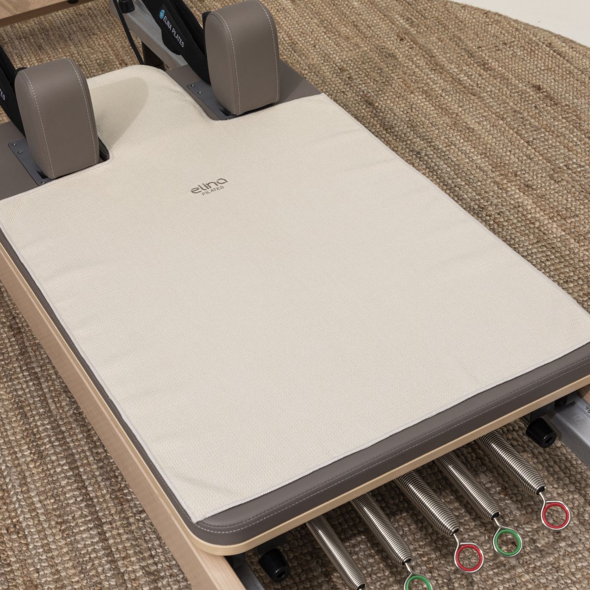 Elina Pilates Prosop Pilates Elina pentru Reformer, prosop antiderapant pentru Pilates Reformer Culoare: Ivory (Fildeș)