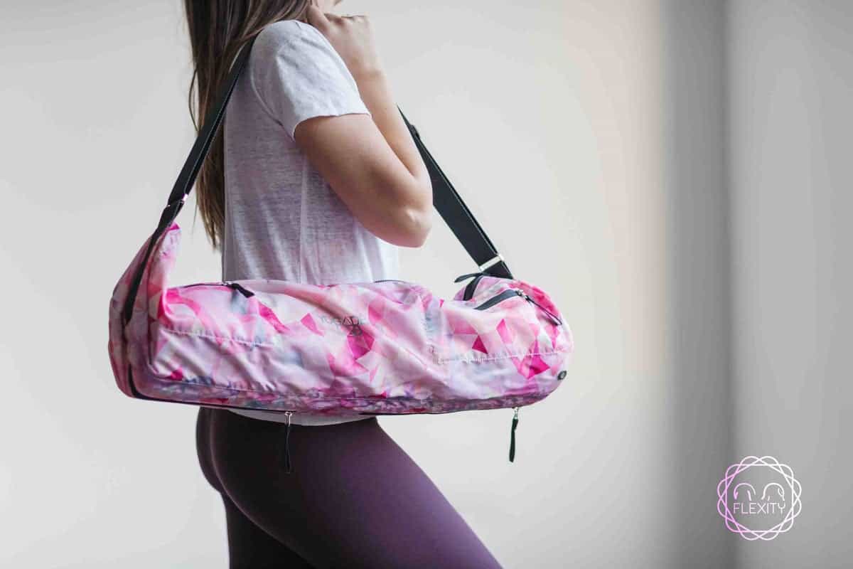 Ako si správne vybrať tašku na podložku na jogu