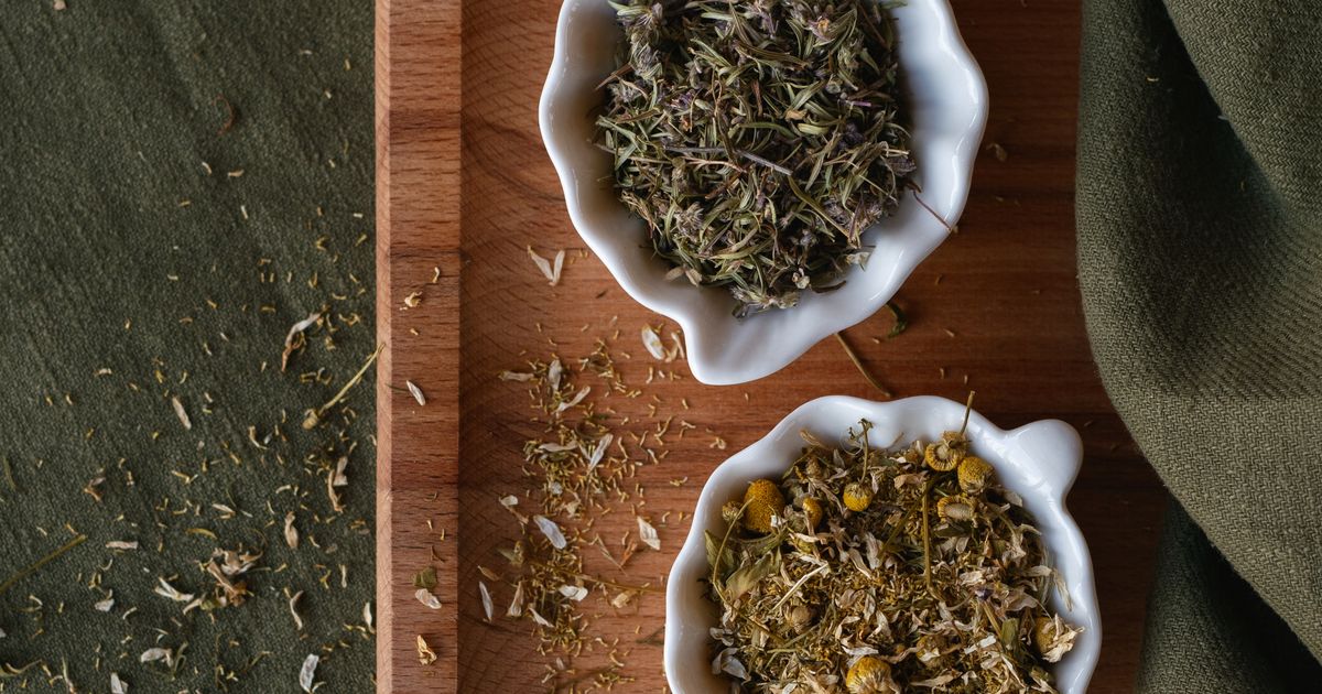 Gymnema sylvestre (gurmar) – listy a sušený prášok z popínavej ájurvédskej rastliny