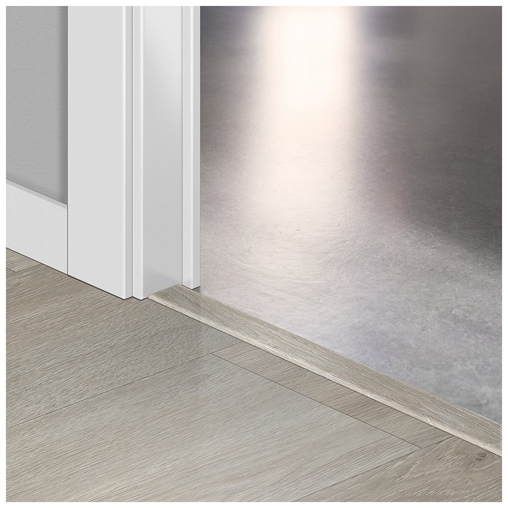 10537 multifunkcni podlahova lista quick step incizo hedvabny dub svetly qsvincp40052