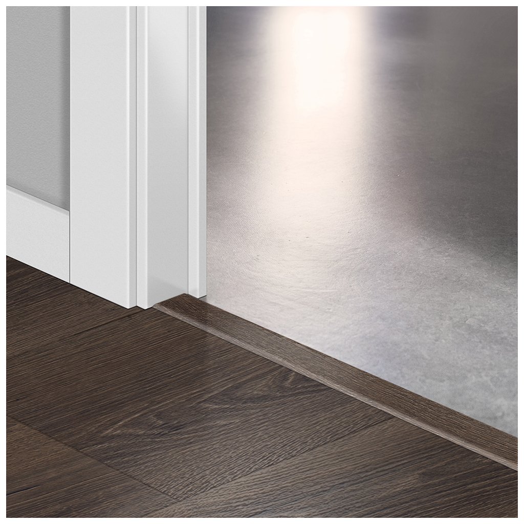 10783 multifunkcni podlahova lista quick step incizo poustni dub kartacovany tmave hnedy qsincp03553