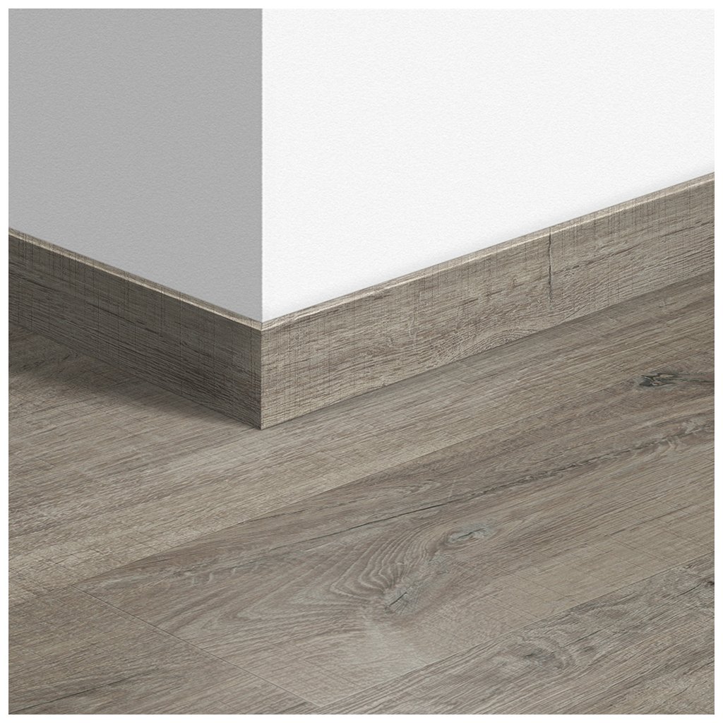 8920 soklova podlahova lista quick step standard dub bavlna sedy s rezy pilou qsvsk40106