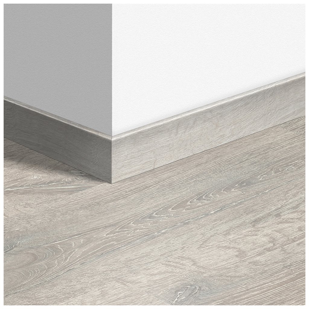 9022 soklova podlahova lista quick step standard dub stary s bilou patinou qssk01653