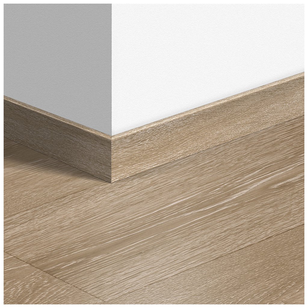 9196 soklova podlahova lista quick step standard udolni dub svetle hnedy qssk03555