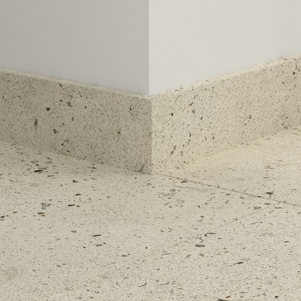 8839 soklova podlahova lista quick step standard beton oblazkovy qsvsk40276