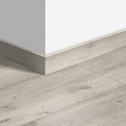 9127 soklova podlahova lista quick step standard drevo a beton svetle sedy qssk01861
