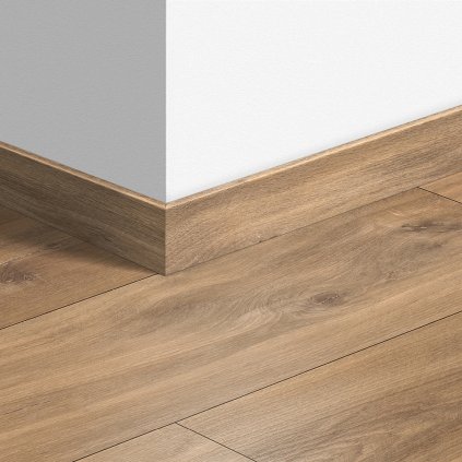 9052 soklova podlahova lista quick step standard dub pulnocni prirodni qssk01487