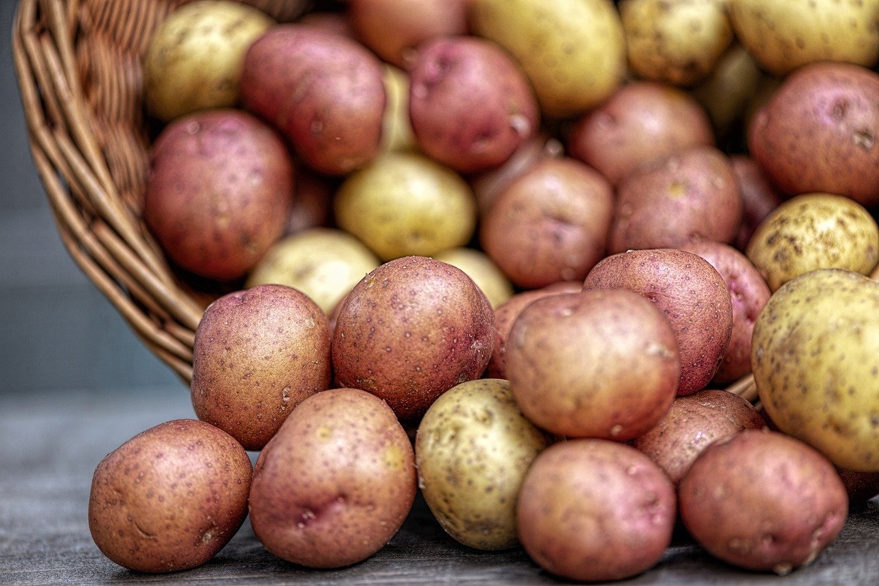 potatoes-4331742_1280