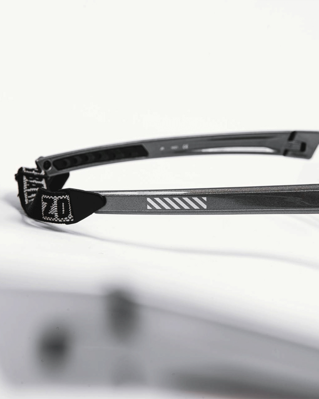 44436-PROTECTOR-SPORT-GLASSES-JR-01