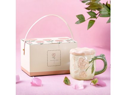 Růžový keramický hrnek s víkem a květinovým motivem, 450 ml, v dárkové krabičce