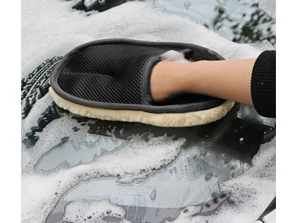 RUKAVICE NA MYTÍ AUTA (2000)