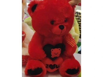 ČERVENÝ MEDVÍDEK (150)