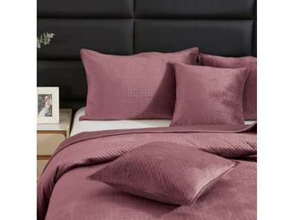 Velurový přehoz na postel 240x260 Maya powder dark geometric crosses I24