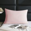 Saténový povlak na polštář 40x60 pudrově růžový jednobarevný I24