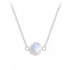 Stříbrný náhrdelník s 5 mm duhovým měsíčním kamenem