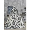 Přehoz na postel 165x200 2141-2P Zebra černobílá deka zdobená háčkováním RAW
