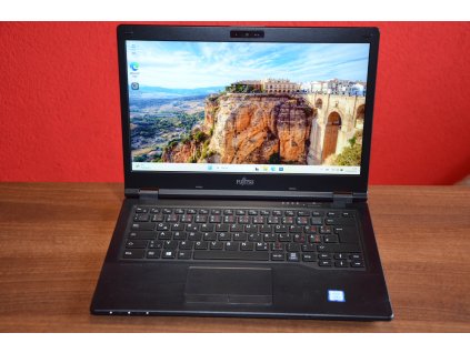 Fujitsu Lifebook E549 i5/16GB/SSD 256GB/záruka