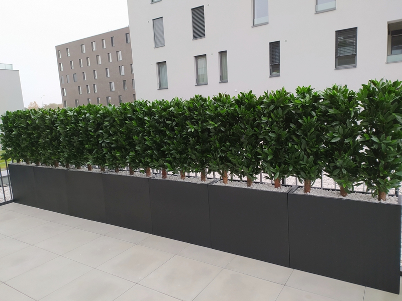 venkovní umělé rostliny