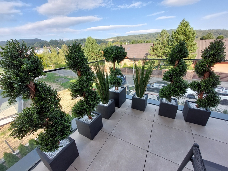 venkovní umělé rostliny